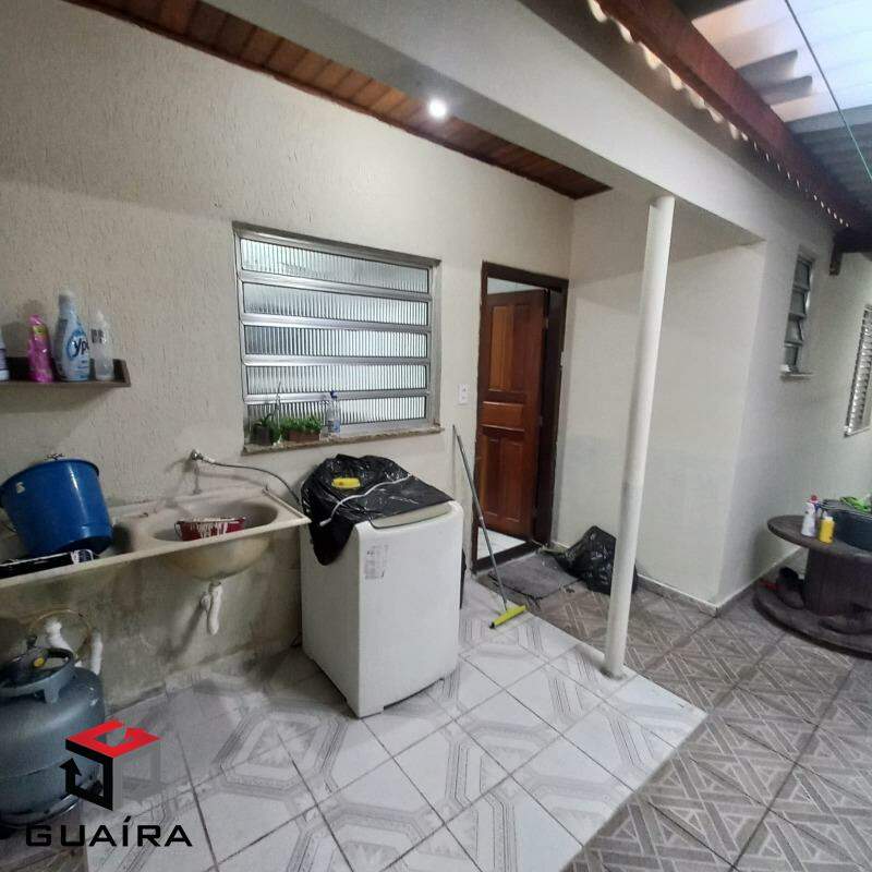 Casa à venda com 2 quartos, 182m² - Foto 4