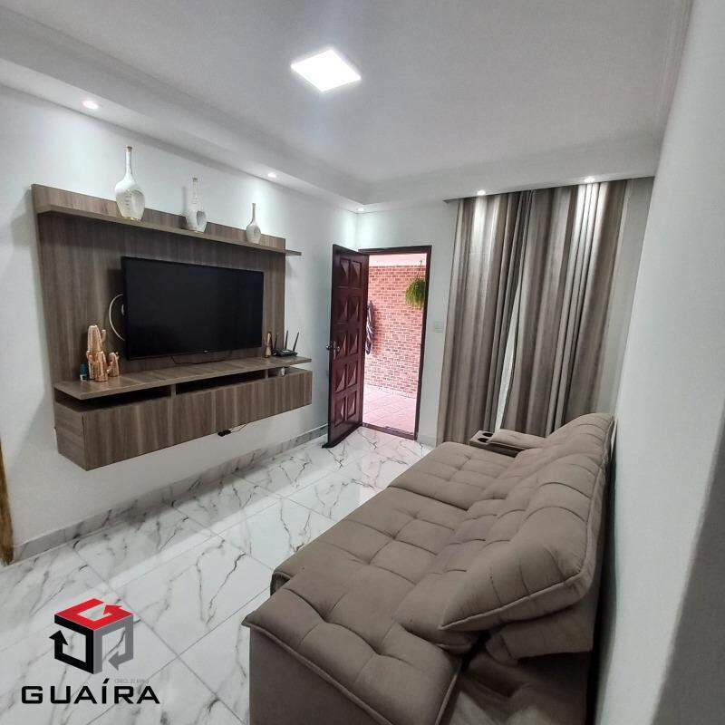 Casa à venda com 2 quartos, 182m² - Foto 1