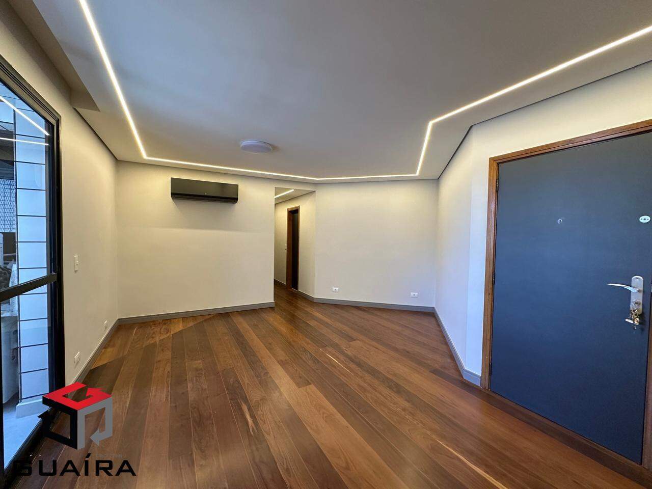 Apartamento à venda com 3 quartos, 137m² - Foto 1