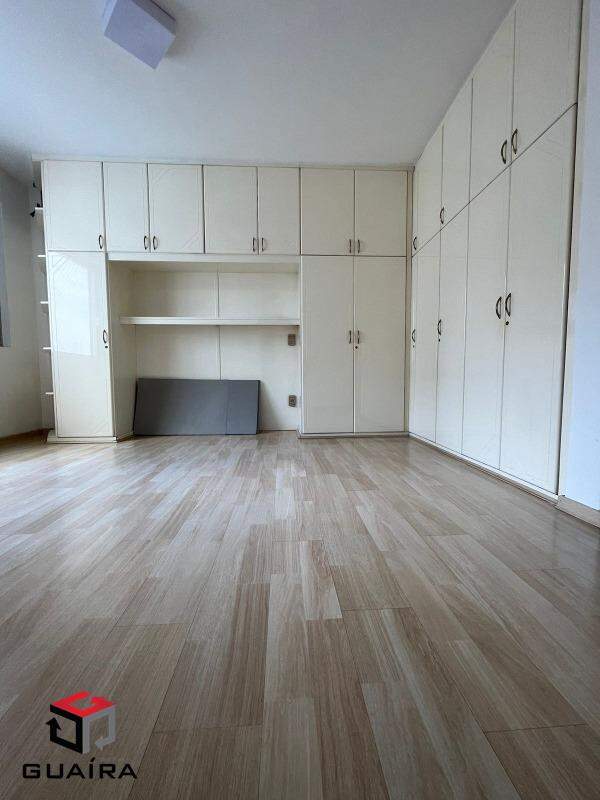 Apartamento à venda com 3 quartos, 200m² - Foto 10