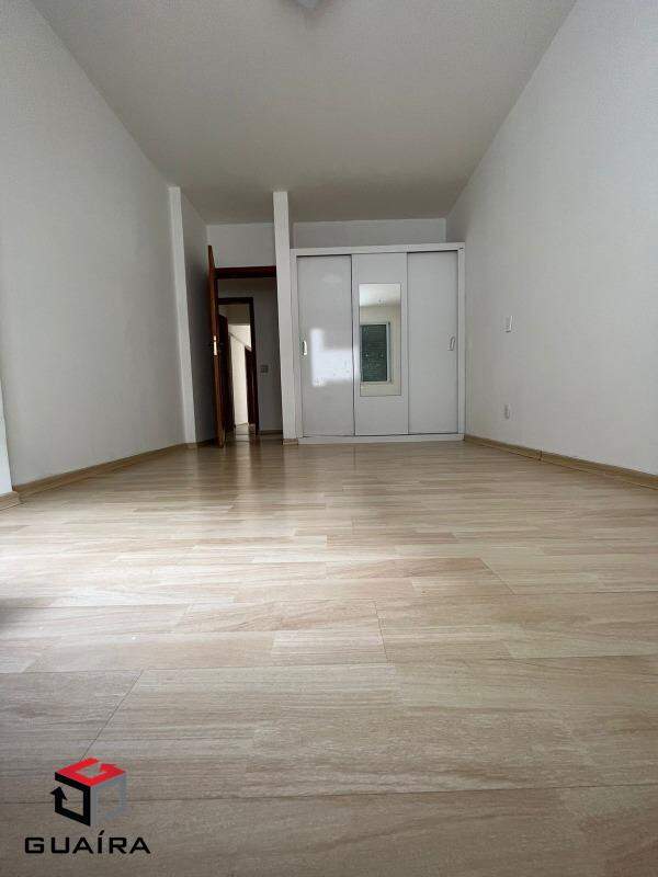 Apartamento à venda com 3 quartos, 200m² - Foto 17