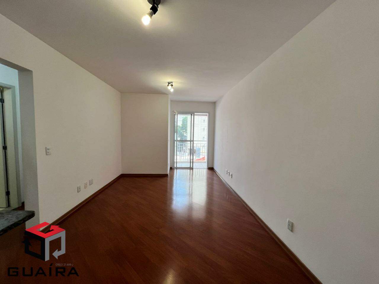 Apartamento à venda com 2 quartos, 63m² - Foto 2