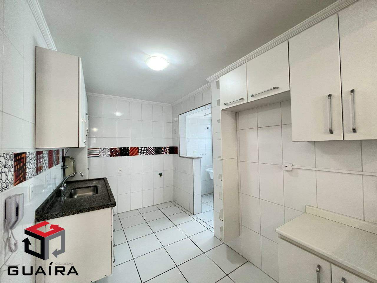 Apartamento à venda com 2 quartos, 63m² - Foto 4