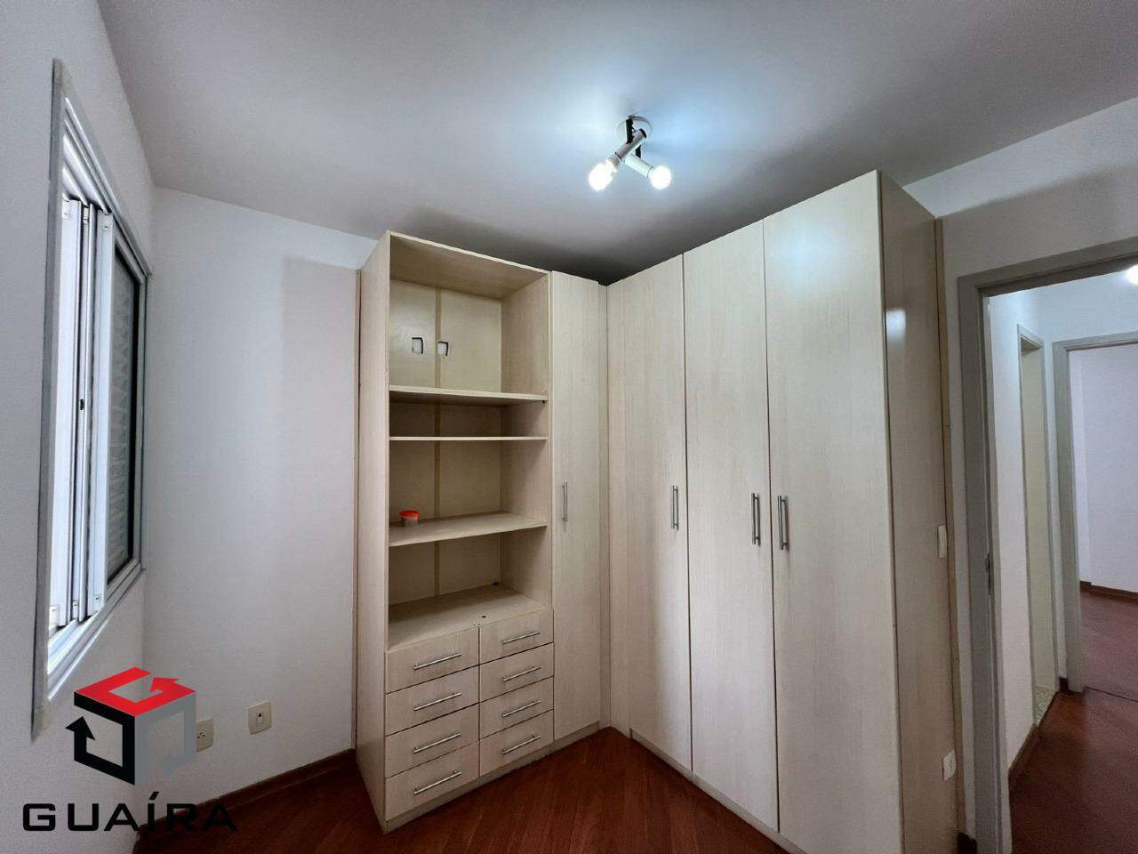 Apartamento à venda com 2 quartos, 63m² - Foto 11