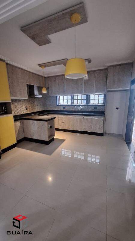 Sobrado à venda com 4 quartos, 300m² - Foto 8