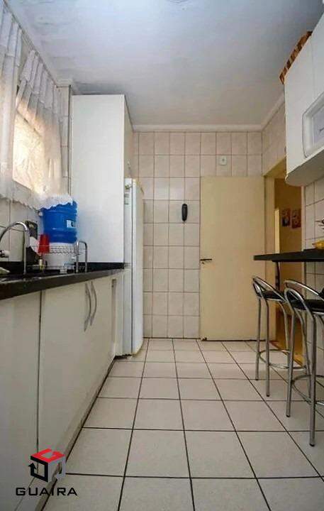 Apartamento à venda com 2 quartos, 60m² - Foto 3