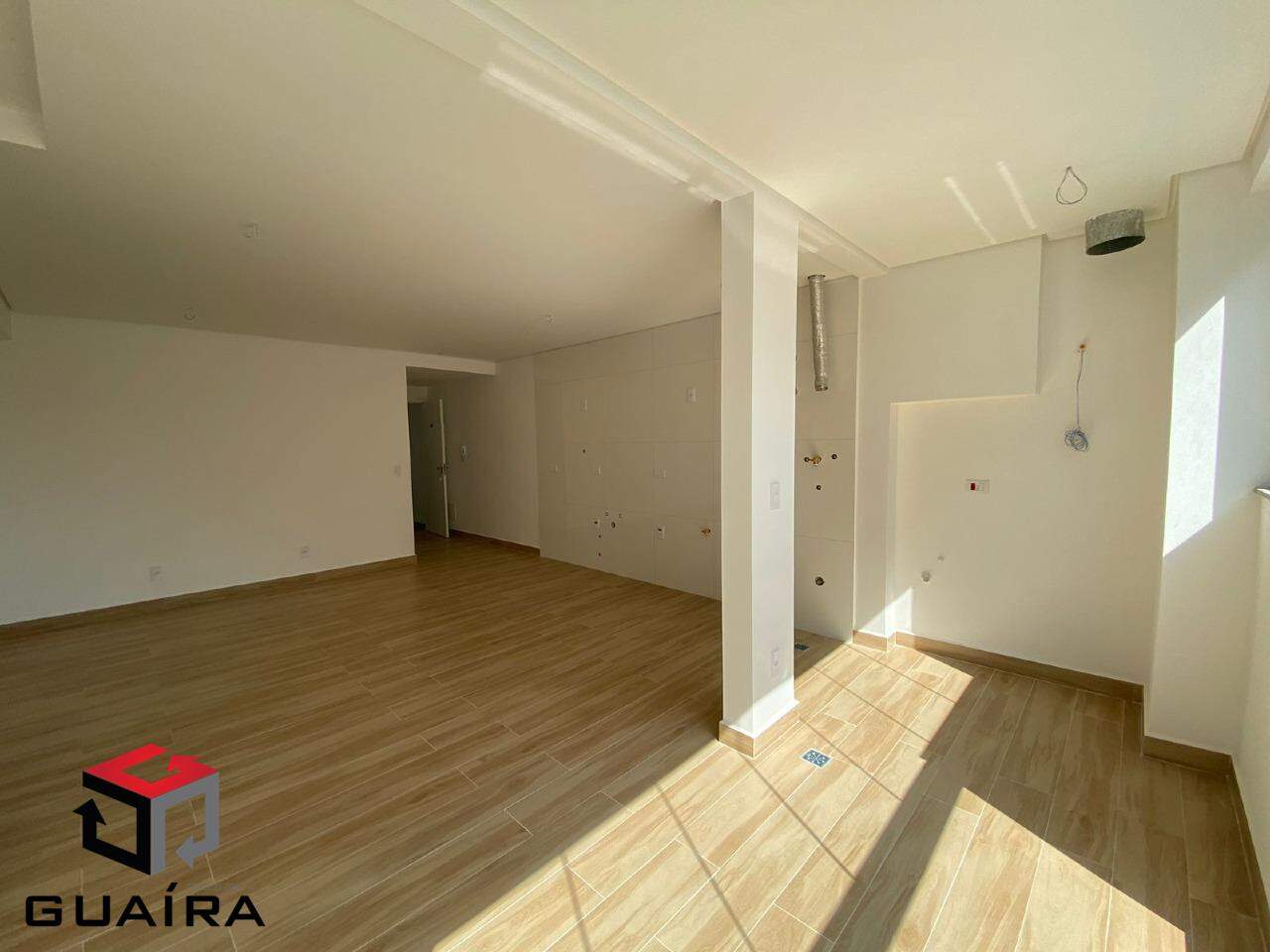 Apartamento à venda com 3 quartos, 70m² - Foto 2