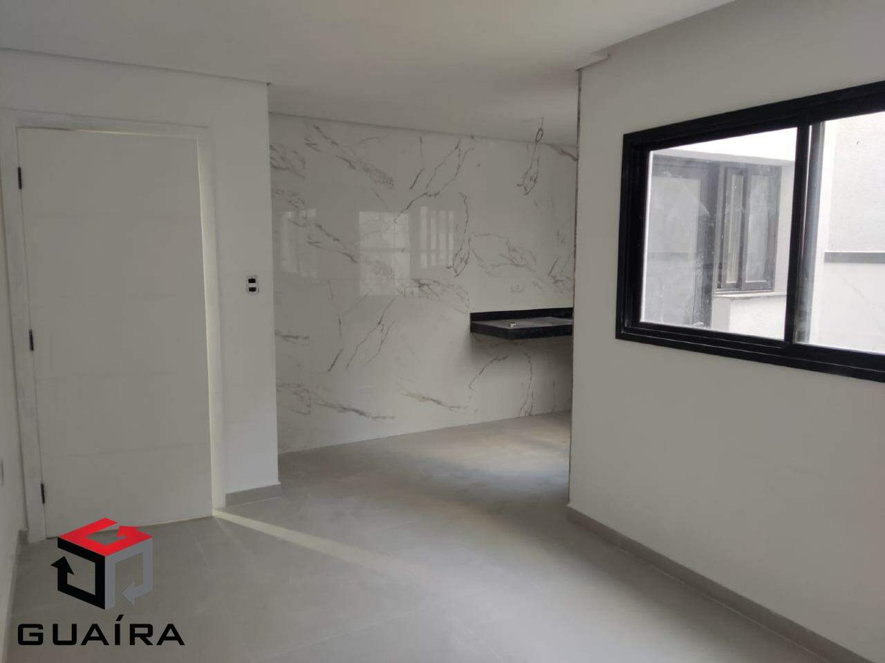 Apartamento à venda com 2 quartos, 50m² - Foto 2