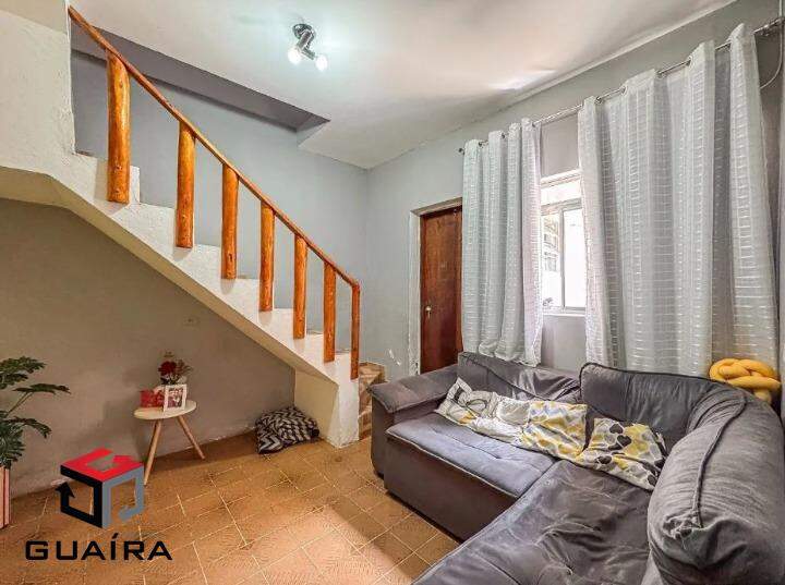 Casa à venda com 3 quartos, 100m² - Foto 1