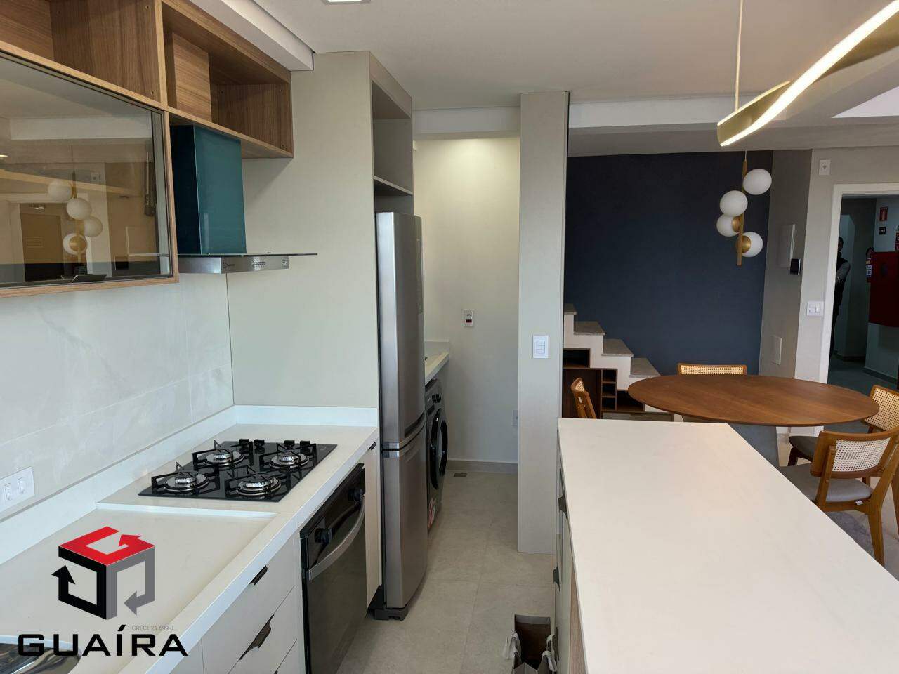 Apartamento à venda com 2 quartos, 68m² - Foto 3