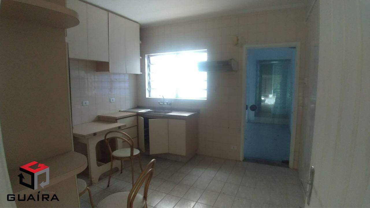 Sobrado à venda com 2 quartos, 140m² - Foto 3