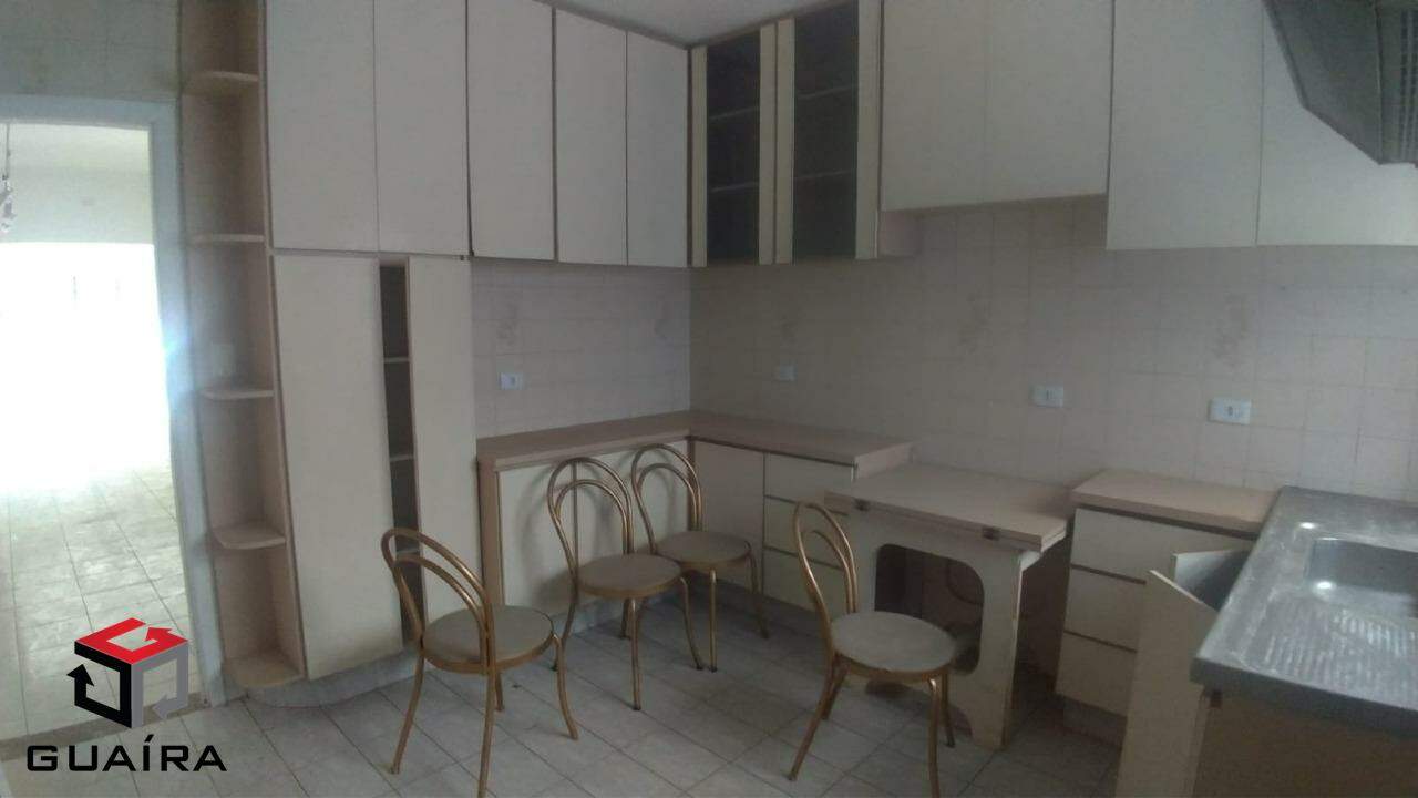 Sobrado à venda com 2 quartos, 140m² - Foto 4