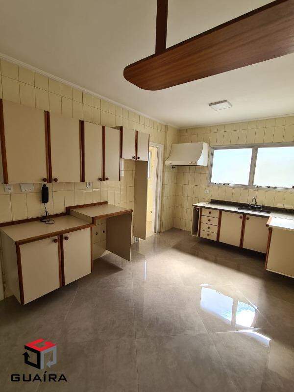 Apartamento à venda com 4 quartos, 168m² - Foto 8