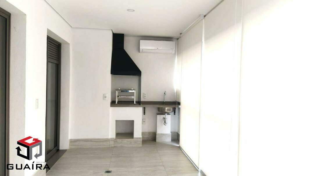 Apartamento à venda com 3 quartos, 146m² - Foto 2