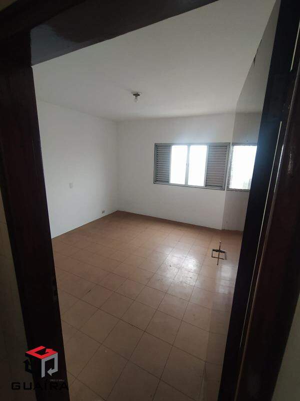 Apartamento para alugar com 4 quartos, 200m² - Foto 13