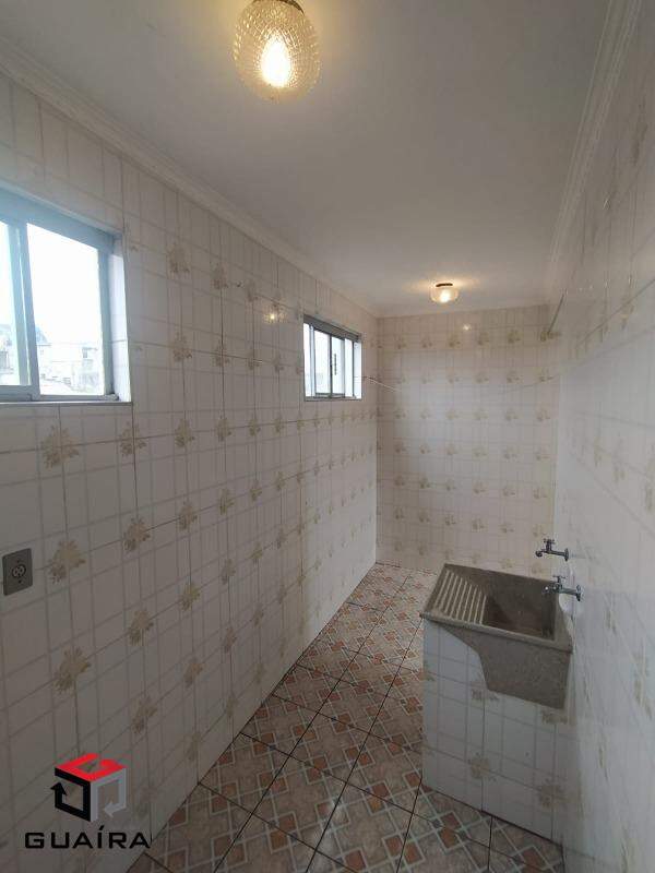 Casa para alugar com 2 quartos, 108m² - Foto 16