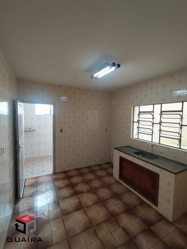 Casa para alugar com 2 quartos, 108m² - Foto 15