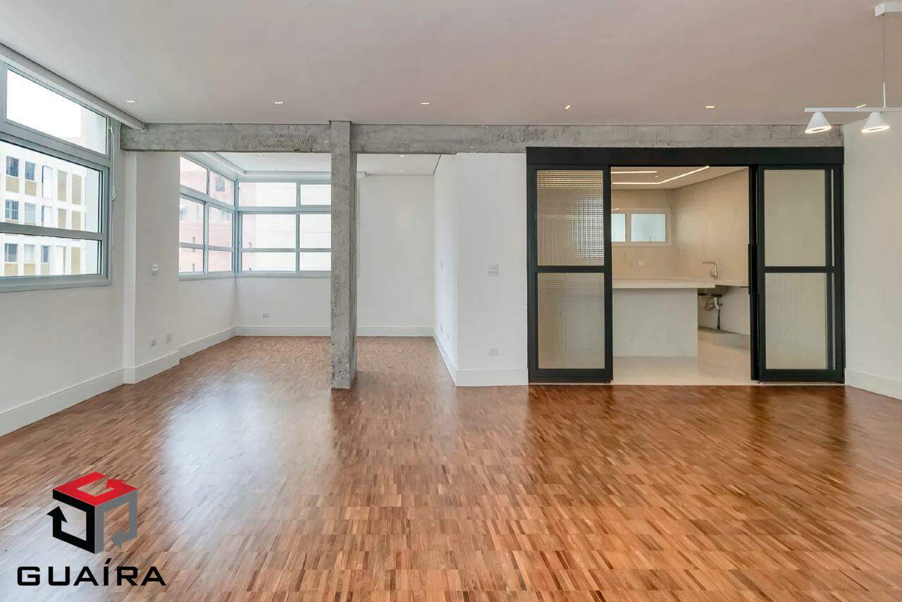 Apartamento à venda com 3 quartos, 213m² - Foto 3