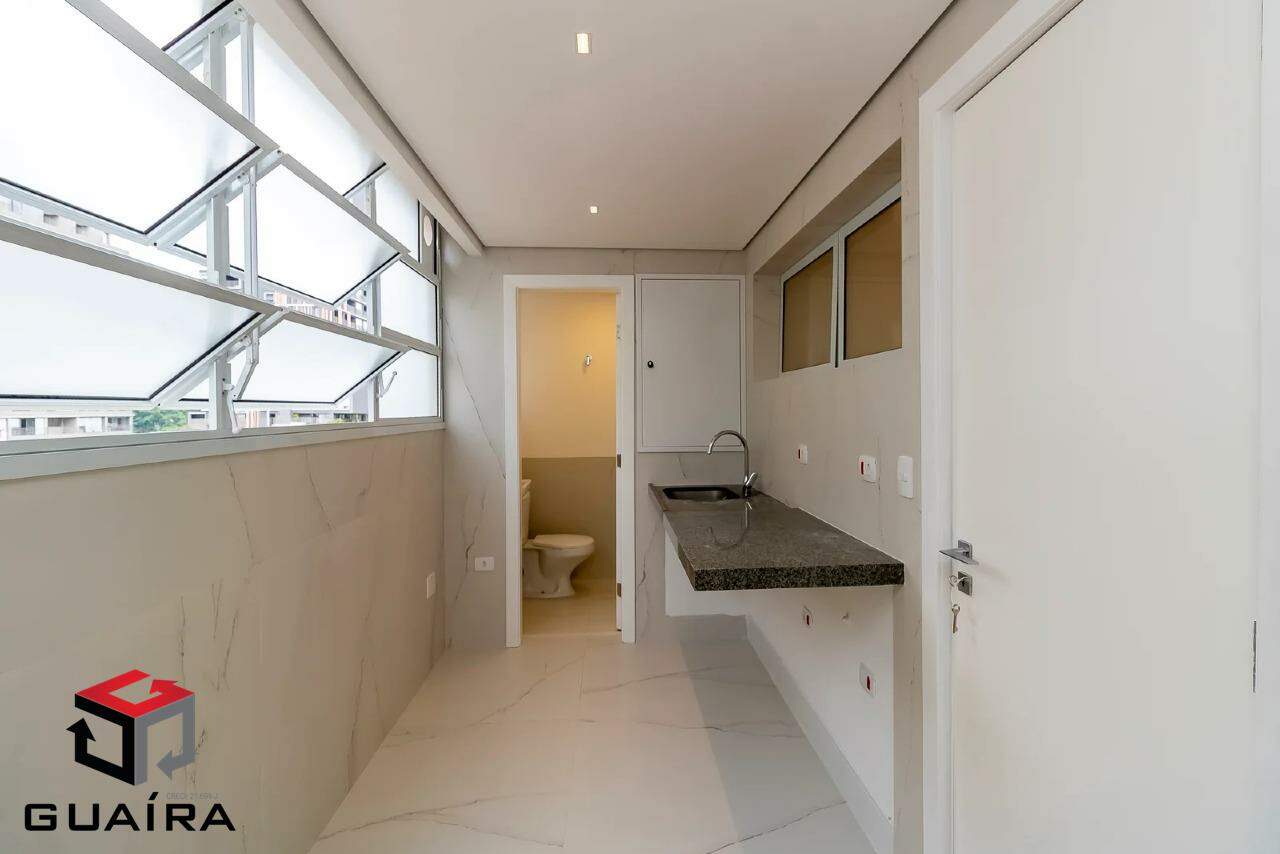 Apartamento à venda com 3 quartos, 213m² - Foto 29