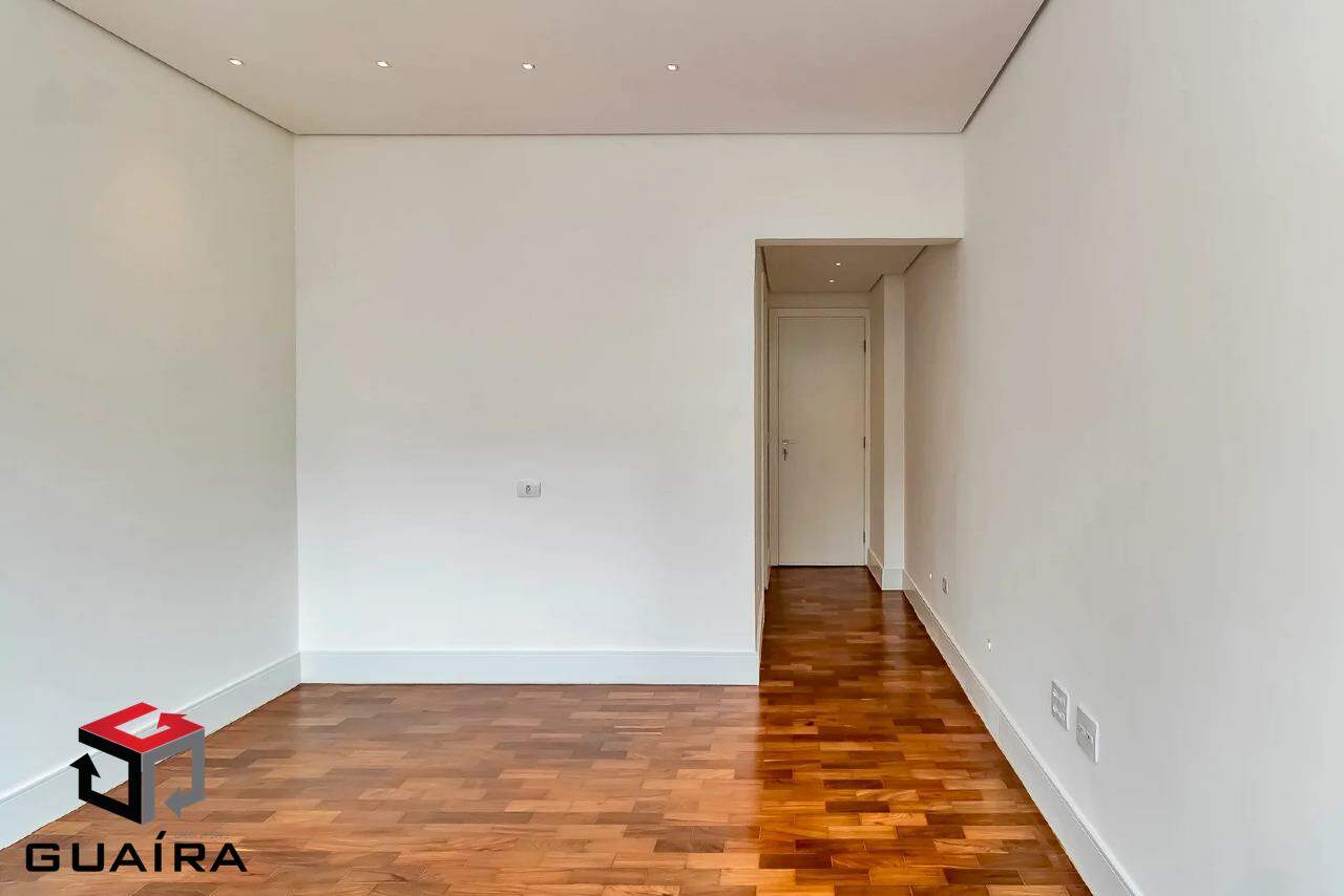 Apartamento à venda com 3 quartos, 213m² - Foto 30