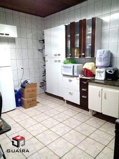 Casa à venda com 3 quartos, 250m² - Foto 6