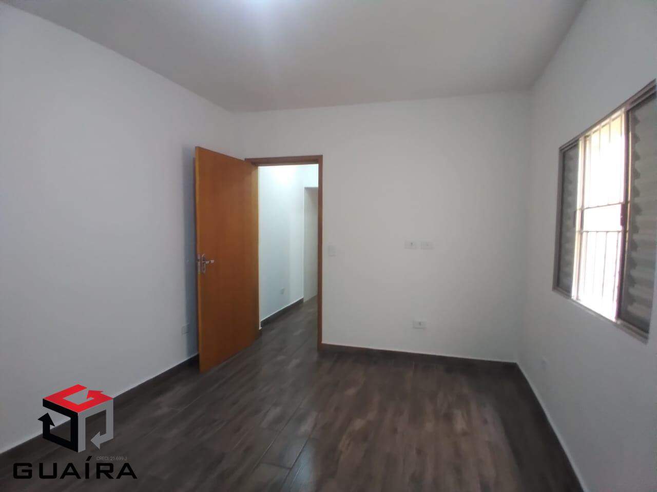 Casa para alugar com 2 quartos, 70m² - Foto 7