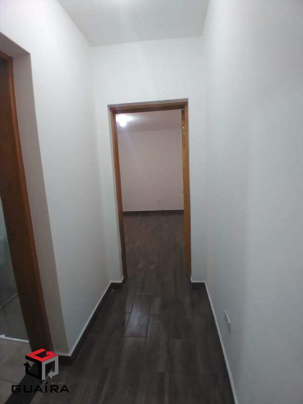 Casa para alugar com 2 quartos, 70m² - Foto 11