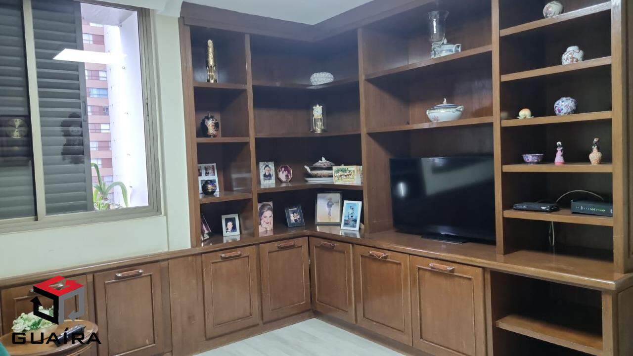 Apartamento à venda com 3 quartos, 136m² - Foto 6