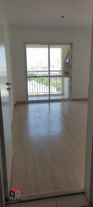 Apartamento à venda com 2 quartos, 64m² - Foto 2