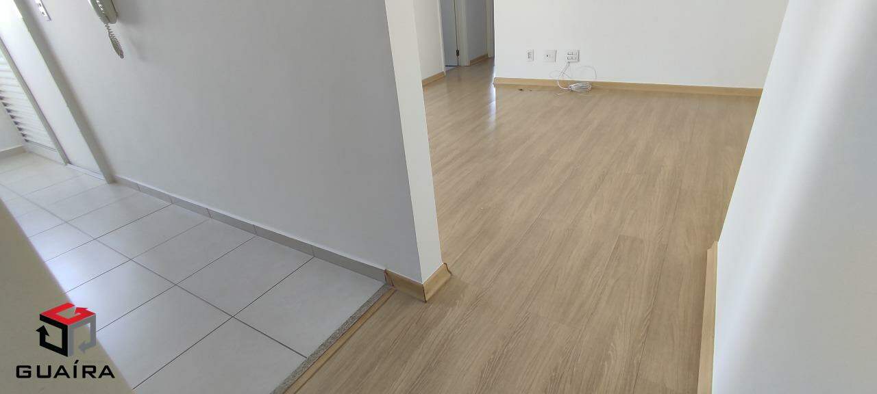 Apartamento à venda com 2 quartos, 70m² - Foto 2