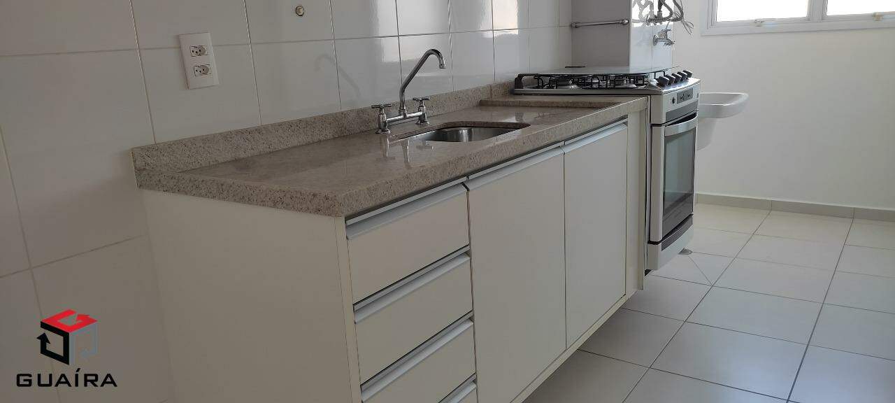 Apartamento à venda com 2 quartos, 70m² - Foto 17