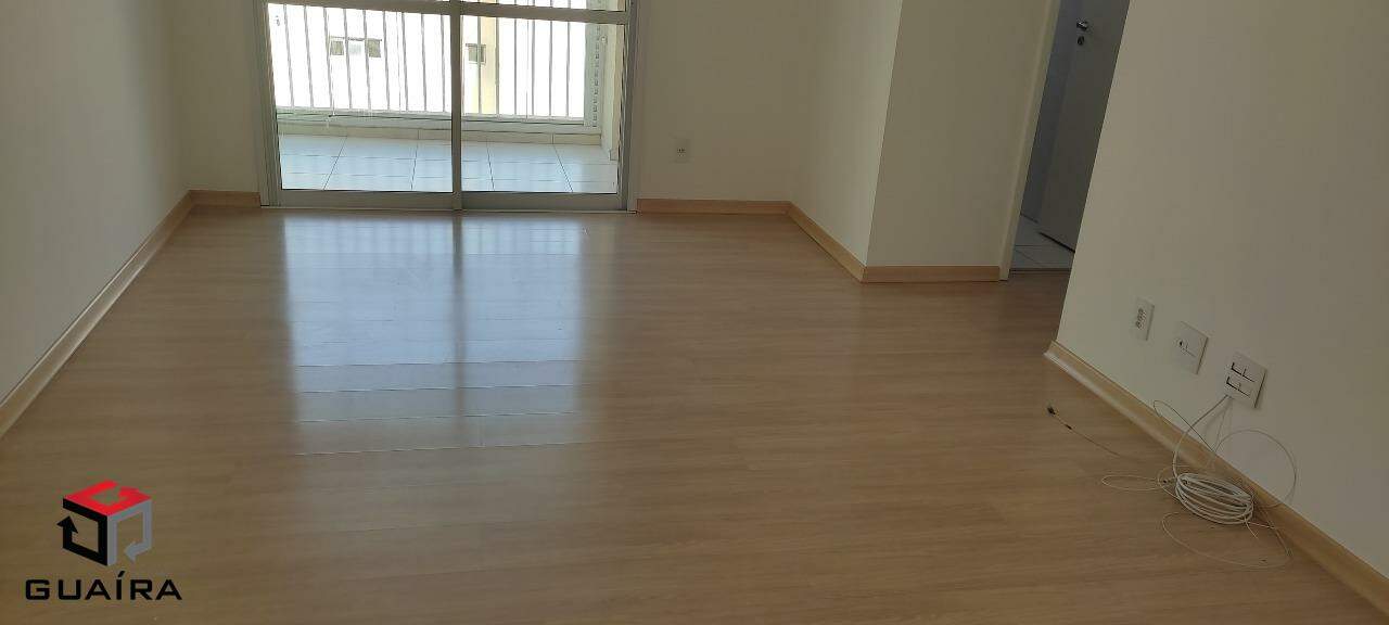 Apartamento à venda com 2 quartos, 70m² - Foto 1