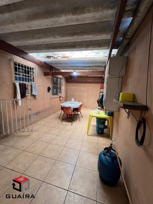 Casa à venda com 2 quartos, 100m² - Foto 13