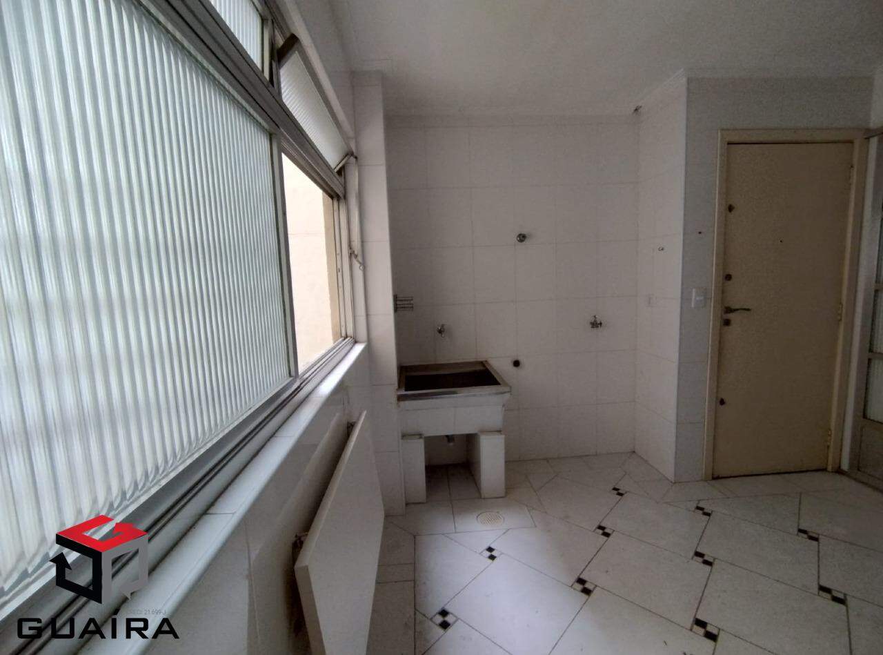 Apartamento à venda com 3 quartos, 242m² - Foto 15