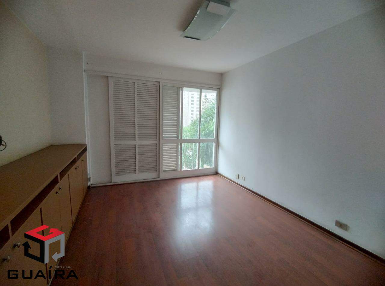 Apartamento à venda com 3 quartos, 242m² - Foto 12