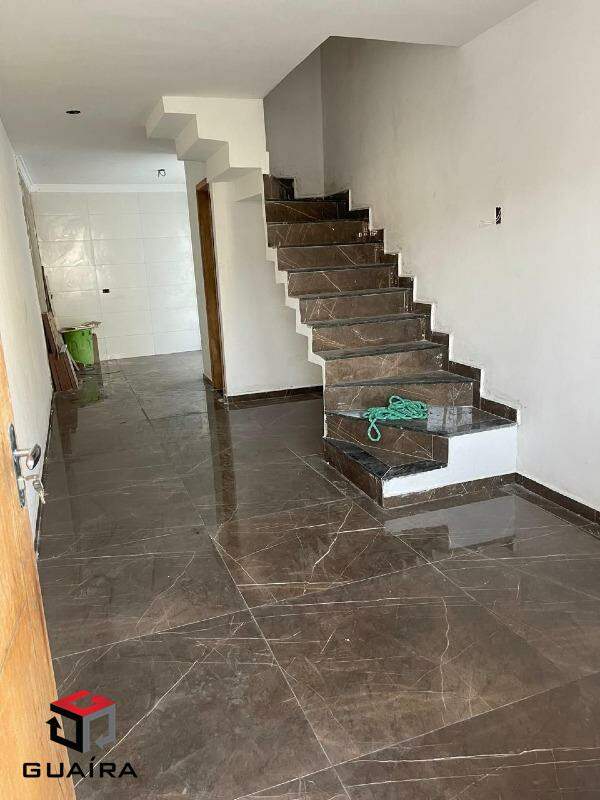 Sobrado à venda com 2 quartos, 60m² - Foto 2