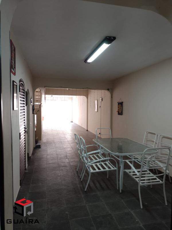 Sobrado para alugar com 3 quartos, 225m² - Foto 29