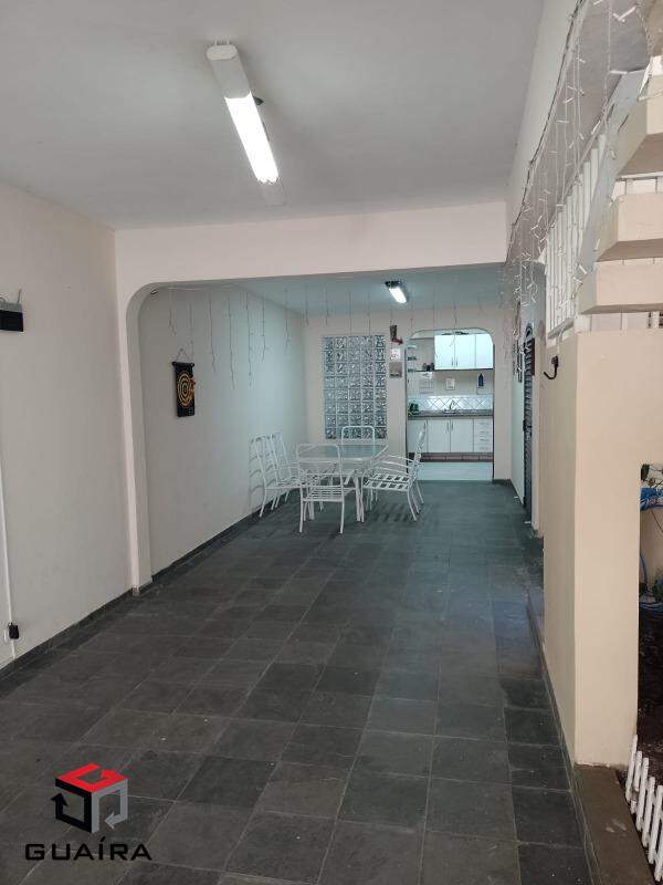 Sobrado para alugar com 3 quartos, 225m² - Foto 30