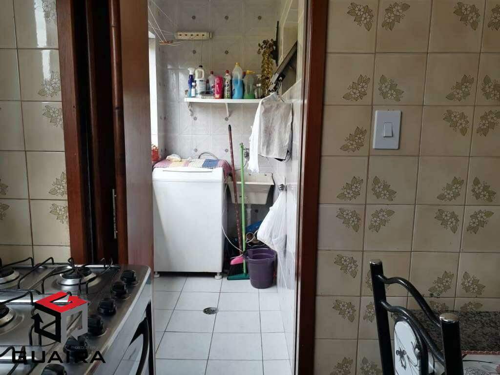 Apartamento à venda com 2 quartos, 65m² - Foto 3