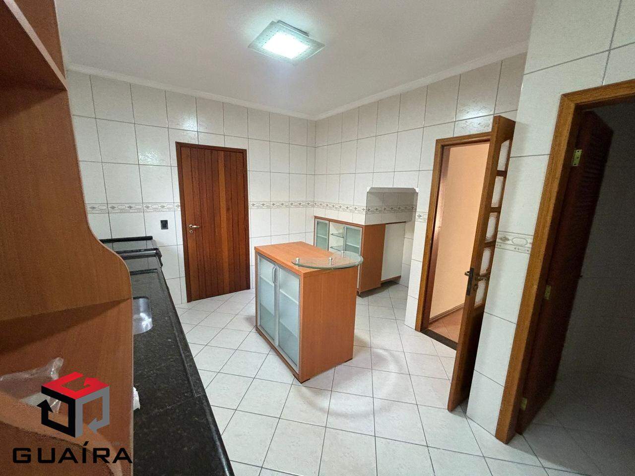 Sobrado para alugar com 4 quartos, 354m² - Foto 9