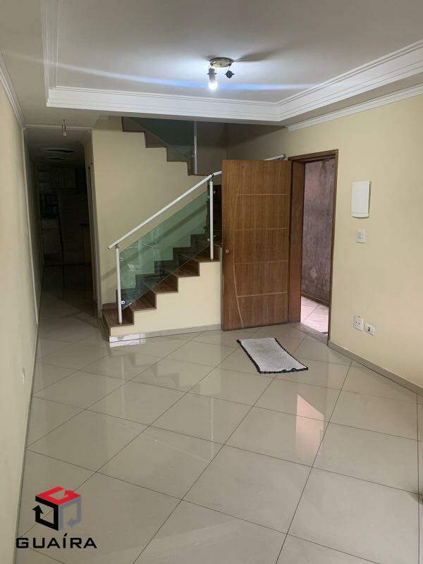 Sobrado à venda com 3 quartos, 200m² - Foto 2