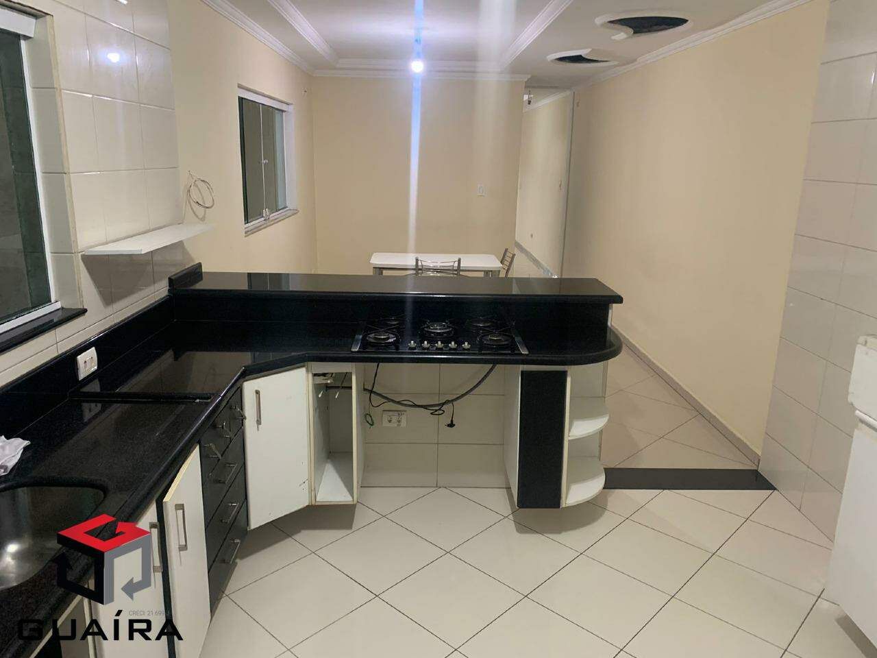 Sobrado à venda com 3 quartos, 200m² - Foto 11