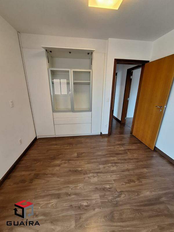 Apartamento para alugar com 3 quartos, 130m² - Foto 14