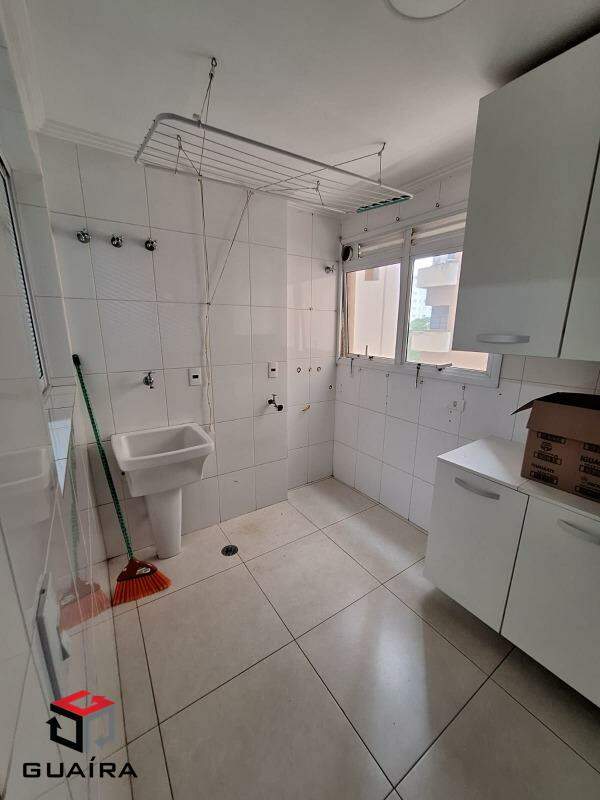 Apartamento para alugar com 3 quartos, 130m² - Foto 16