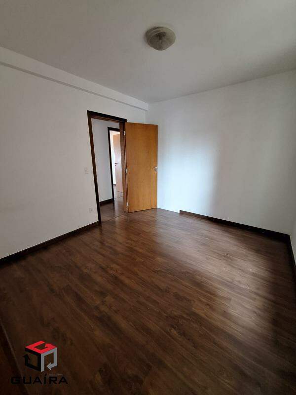 Apartamento para alugar com 3 quartos, 130m² - Foto 12