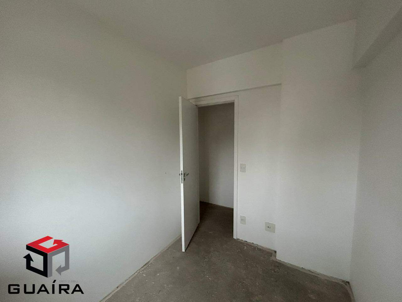 Apartamento à venda com 3 quartos, 70m² - Foto 4