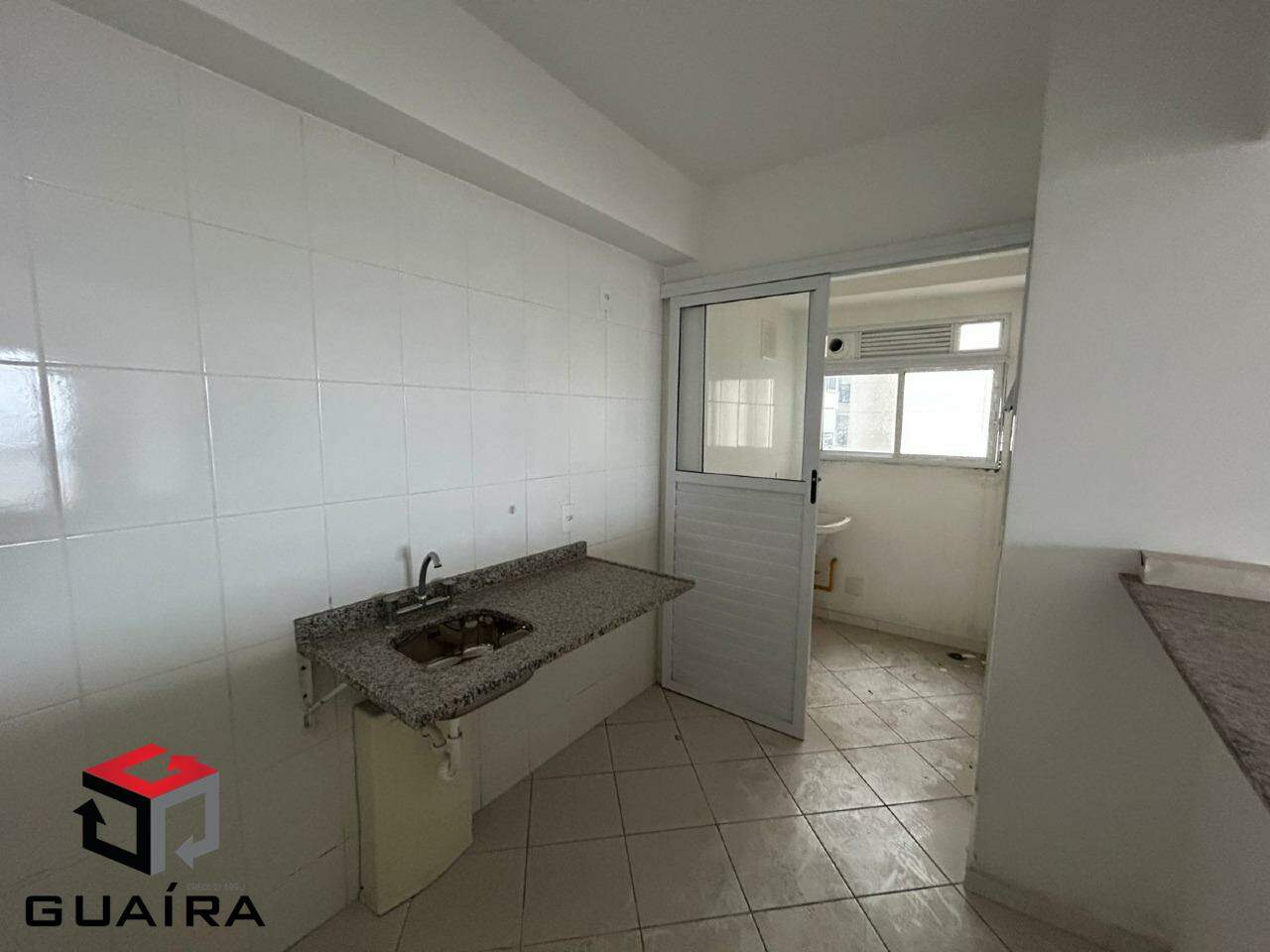 Apartamento à venda com 3 quartos, 70m² - Foto 4