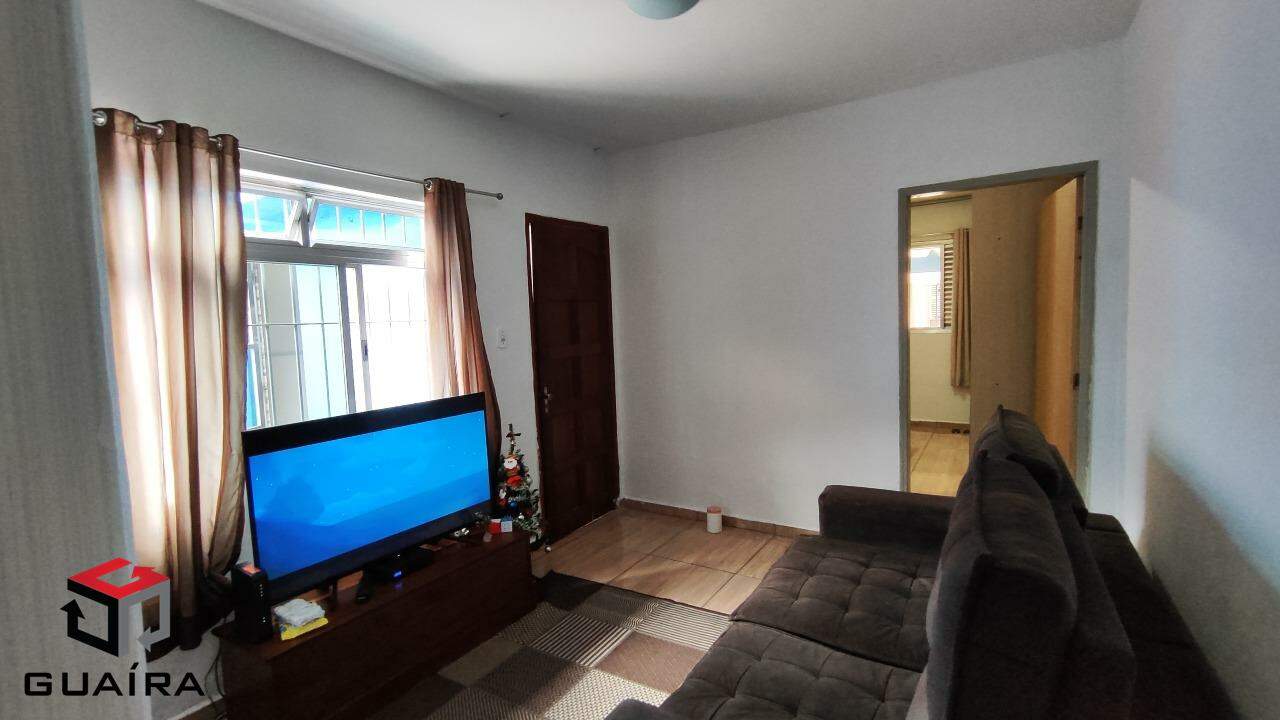 Casa à venda com 3 quartos, 110m² - Foto 1