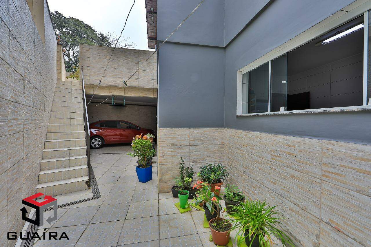 Sobrado à venda com 2 quartos, 128m² - Foto 3