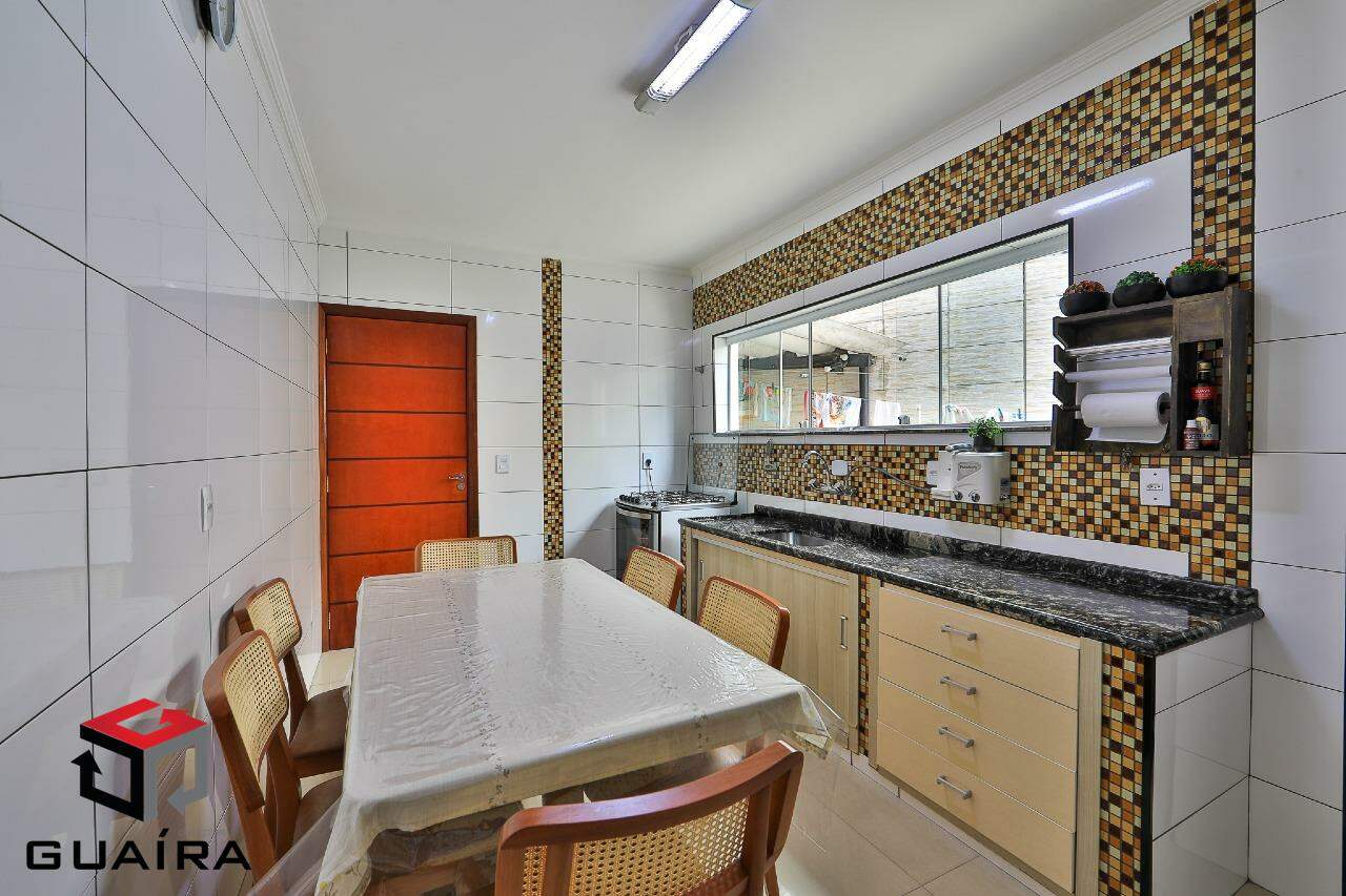 Sobrado à venda com 2 quartos, 128m² - Foto 11